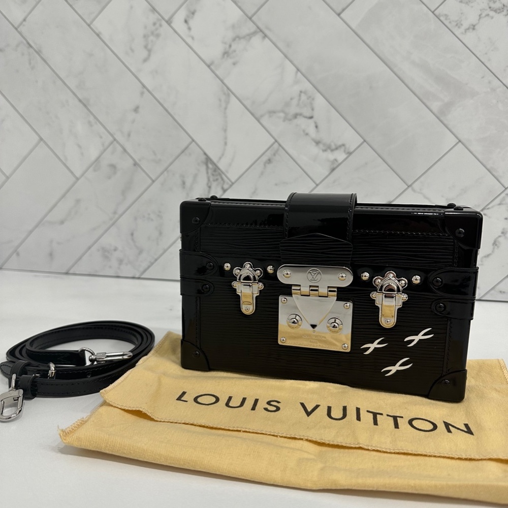 Louis Vuitton Petite Malle